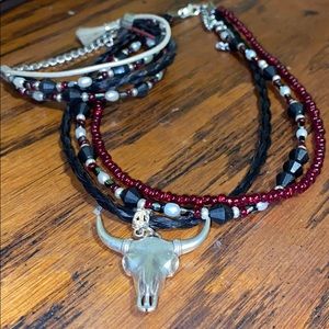 Horsehair necklace and bracelet set